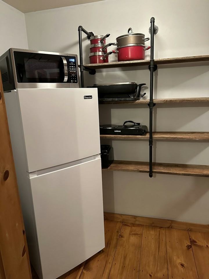 1191 Gorham Pond Rd - Photo 3 of 28