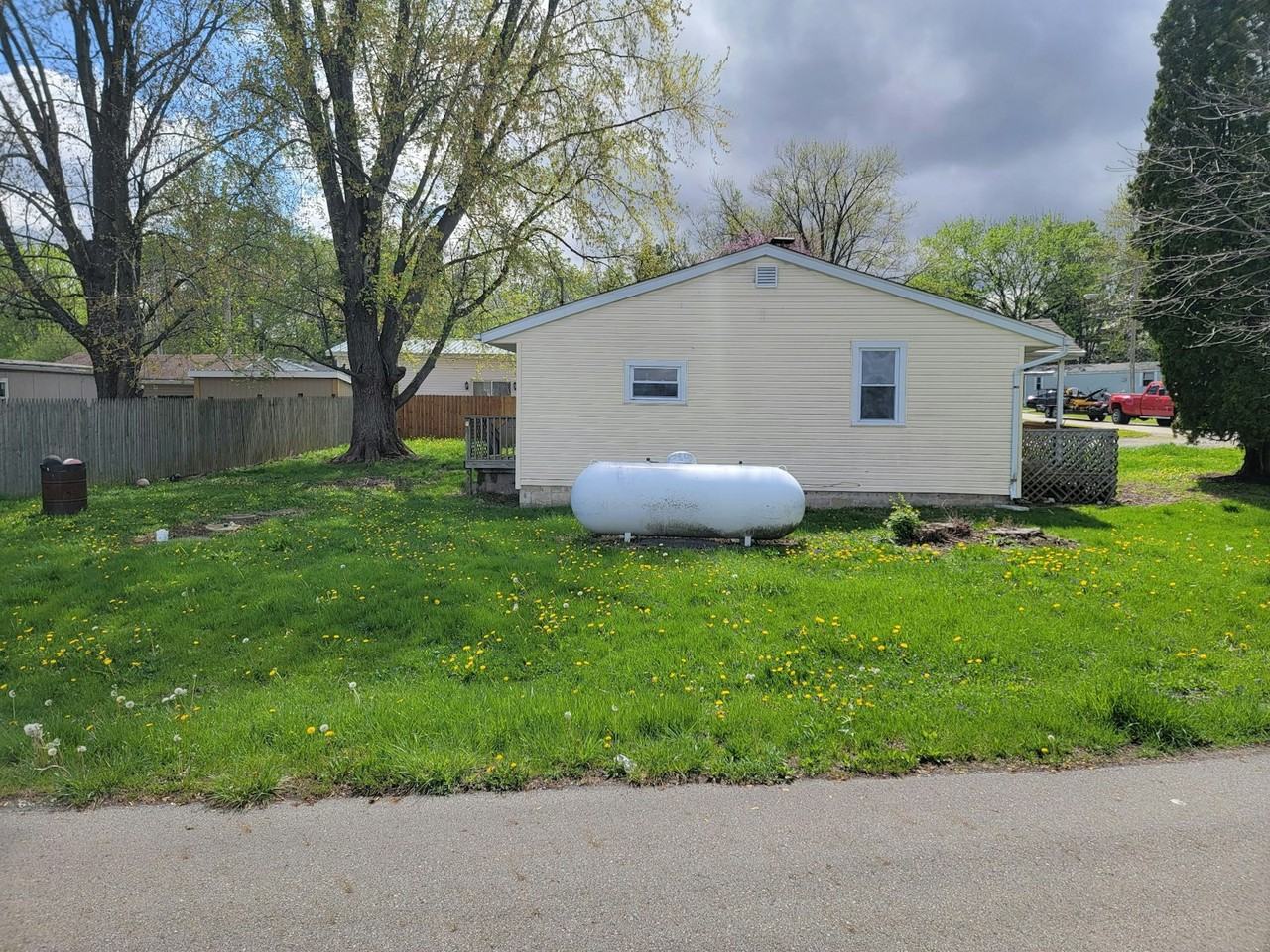 29 1st St Ne - Photo 2 of 11