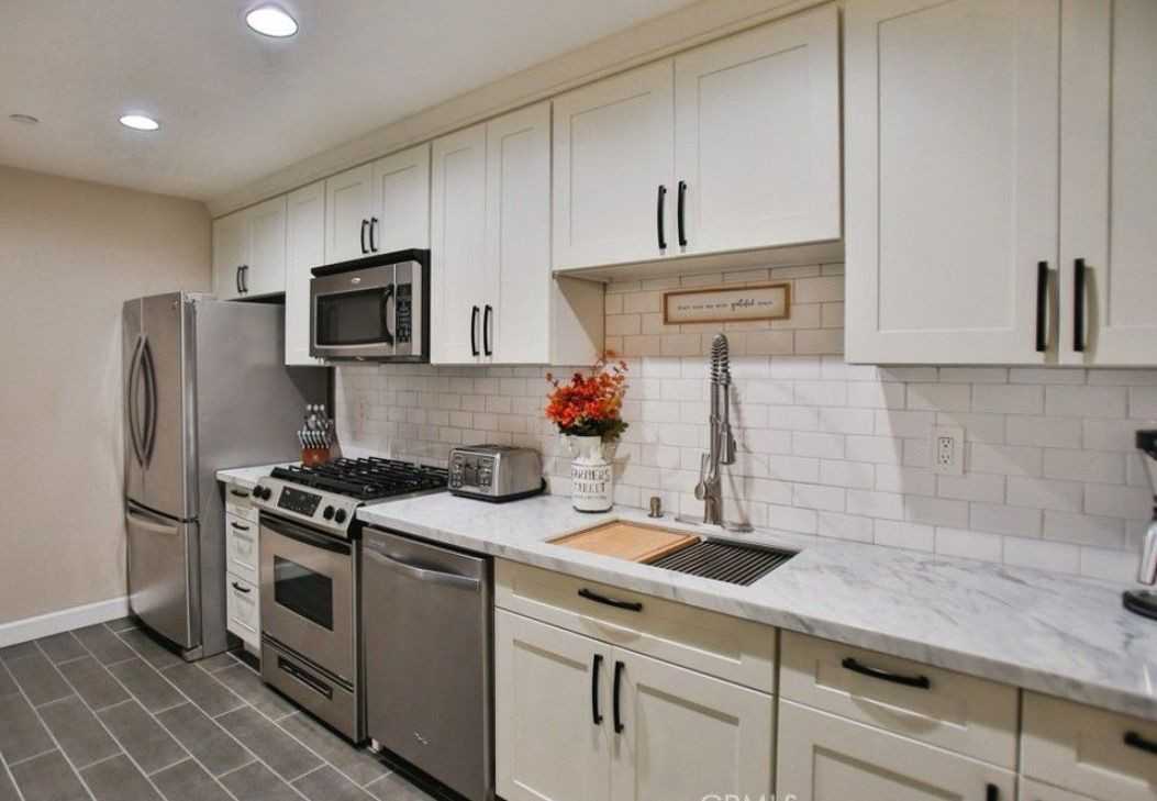 17168 Newhope St ##111 - Photo 6 of 27