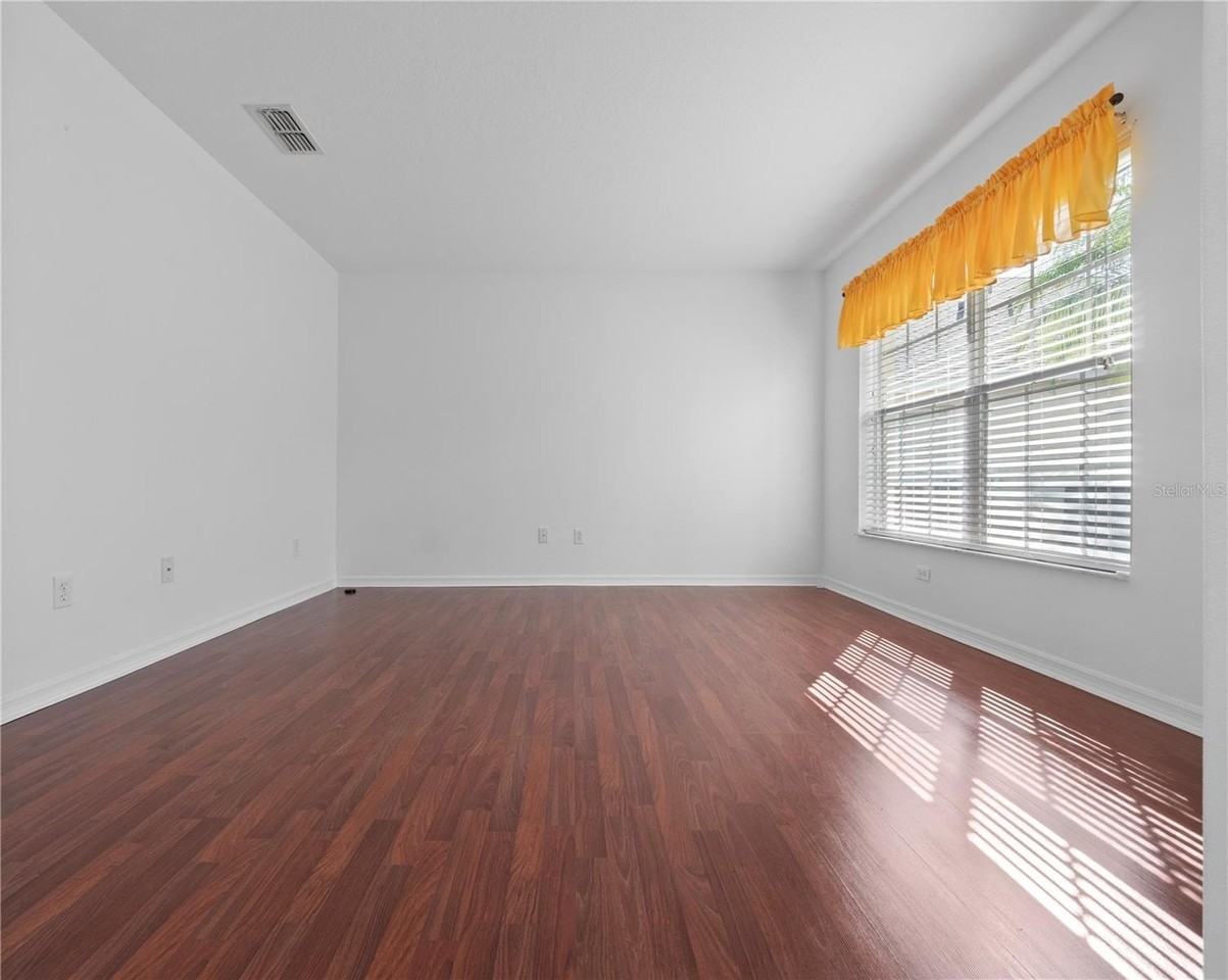 4633 Huron Bay Cir - Photo 5 of 50