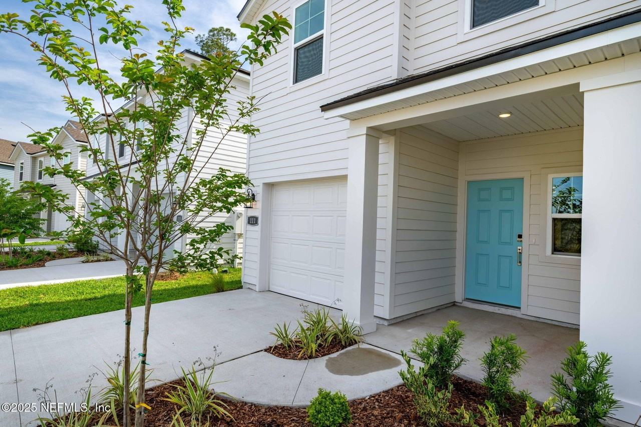 111 Brazil Nut Cir - Photo 3 of 34