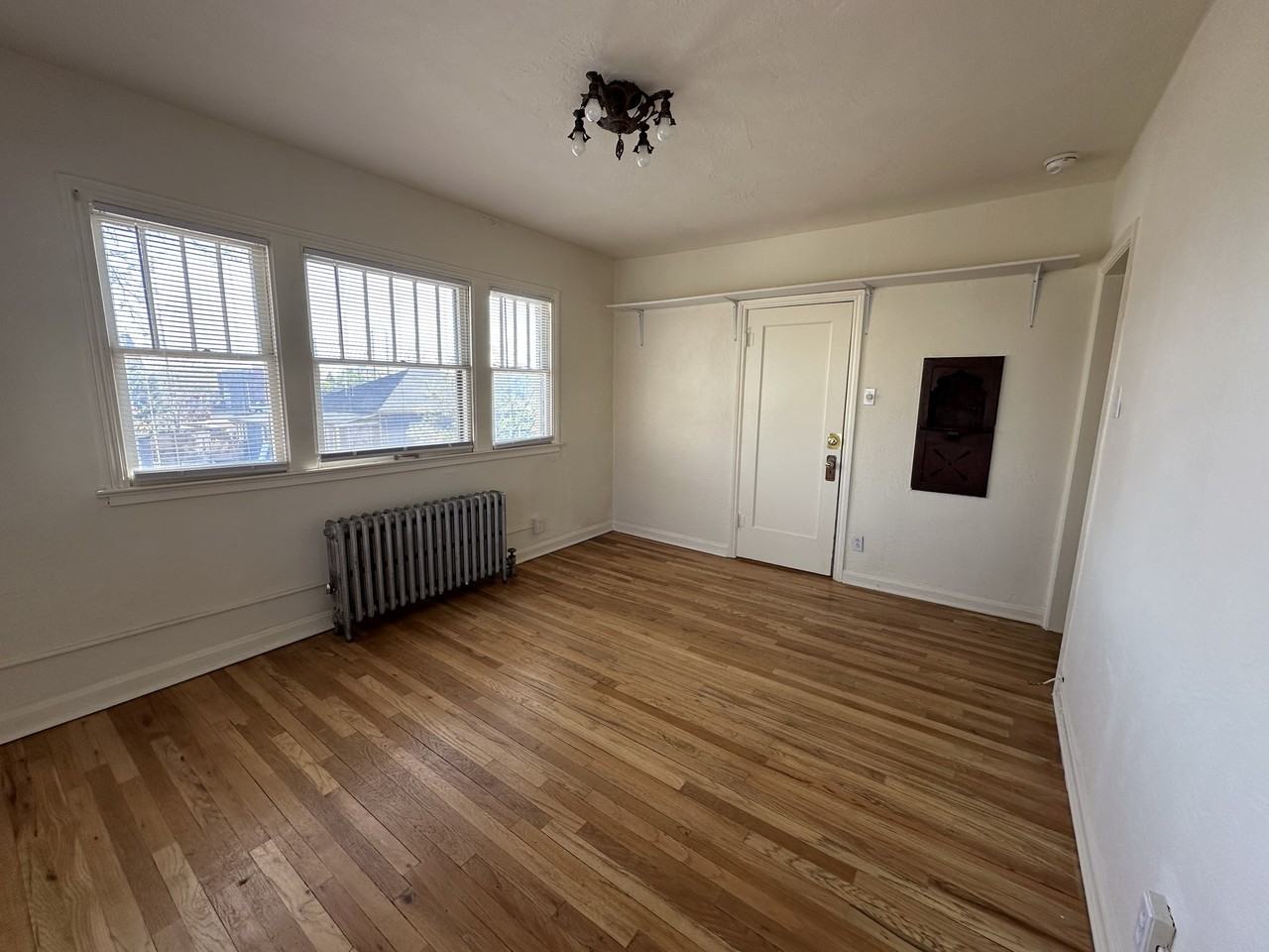 1107 Tijeras Ave Nw - Photo 7 of 24