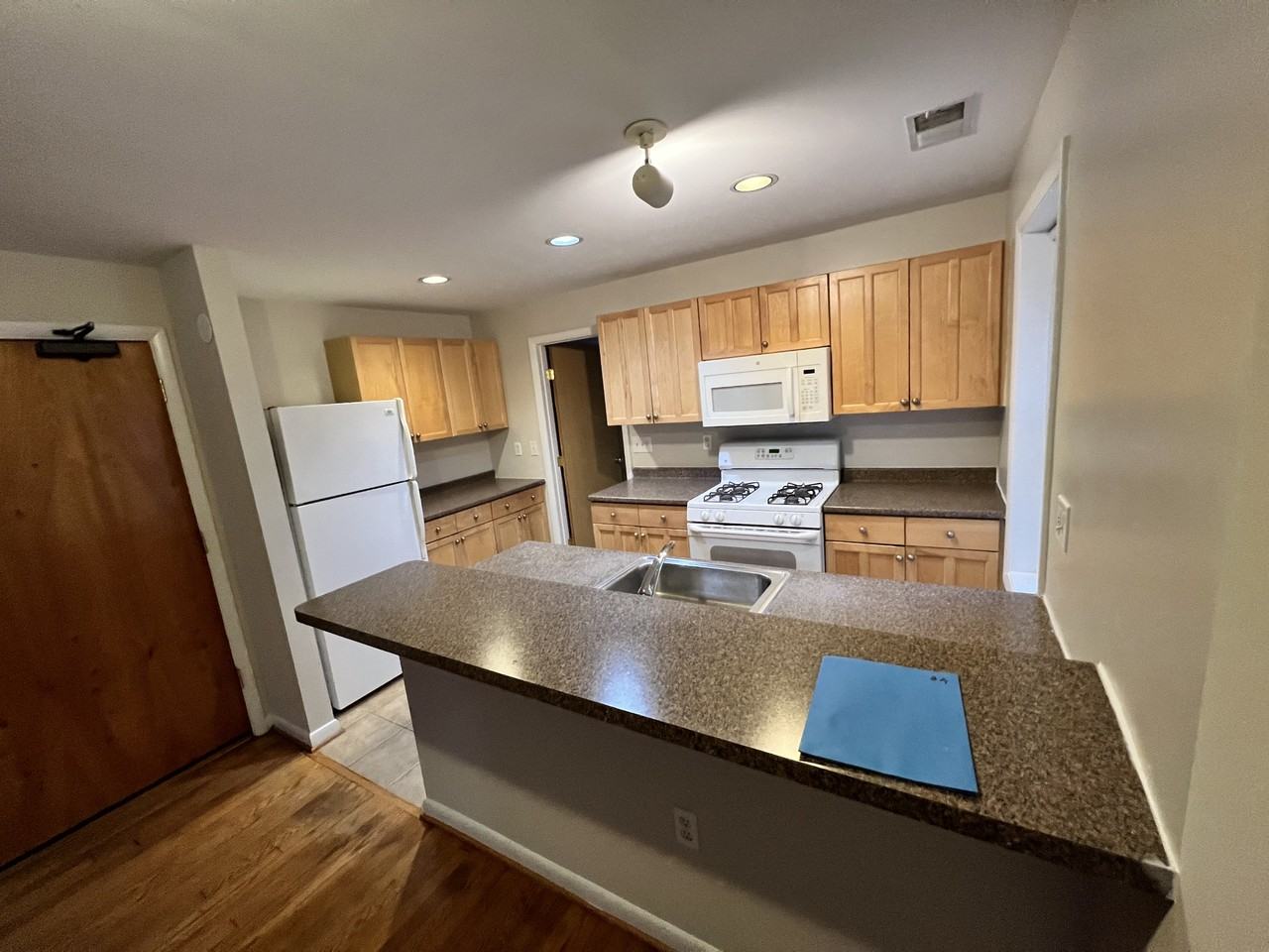 805 Houston Ave #1 - Photo 2 of 17