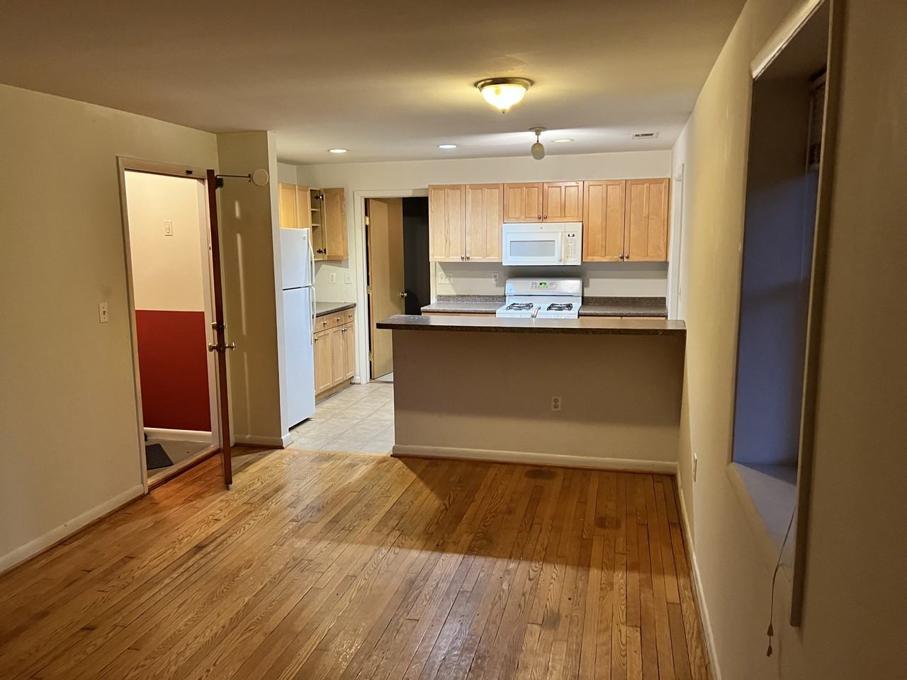 805 Houston Ave #1