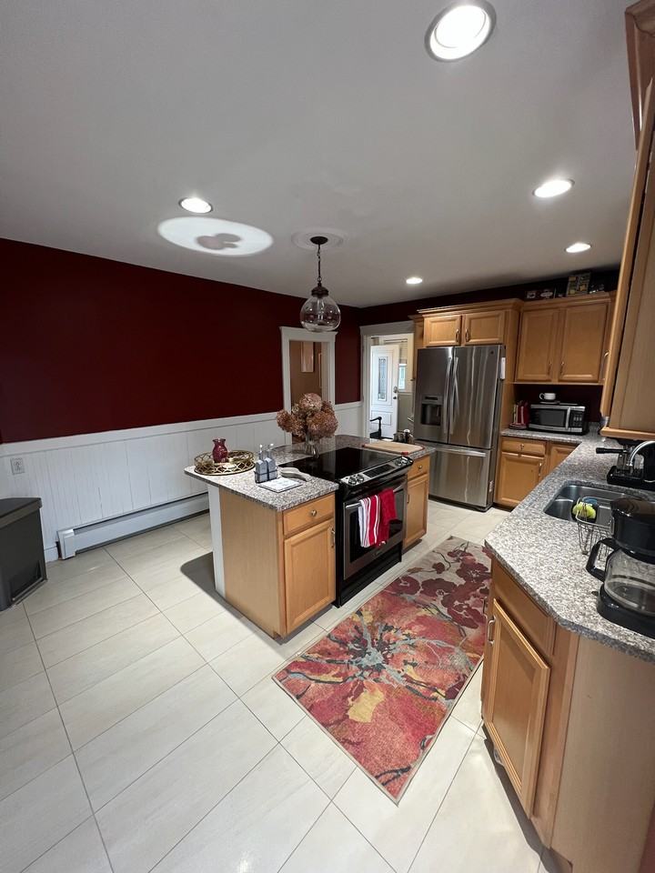 143 Palmer St - Photo 3 of 28