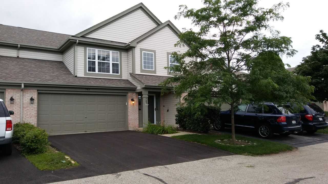 743 Sycamore Ct #743 - Photo 2 of 26