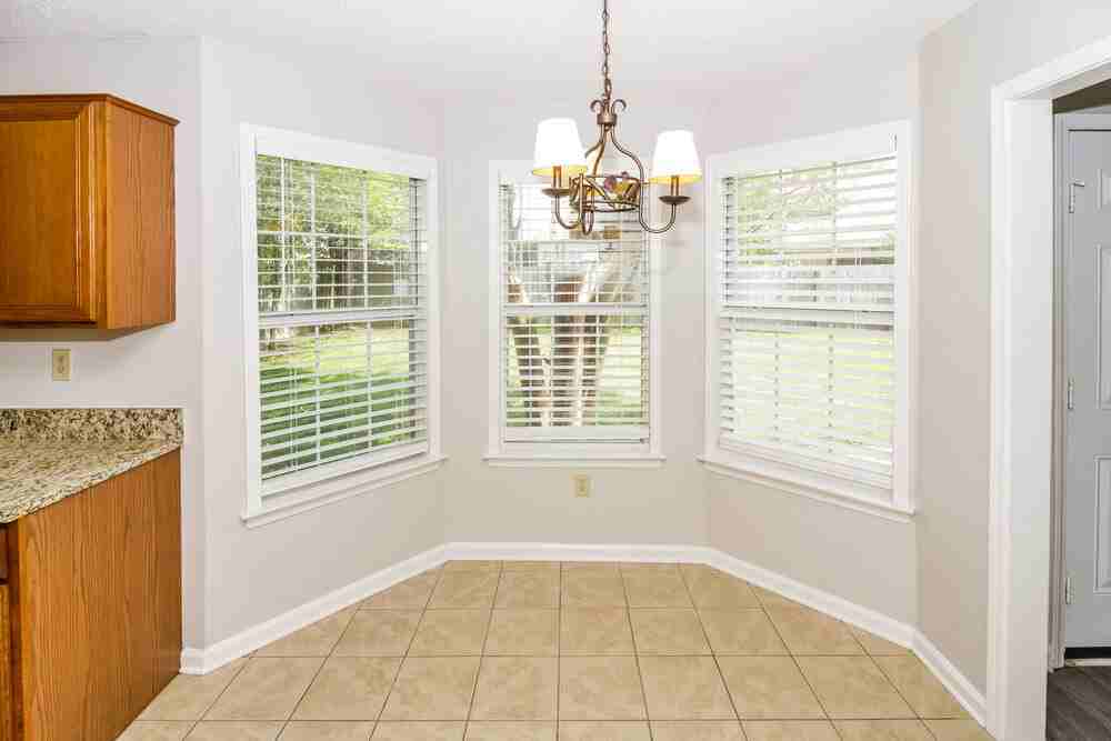 7099 Country Walk Dr - Photo 6 of 16
