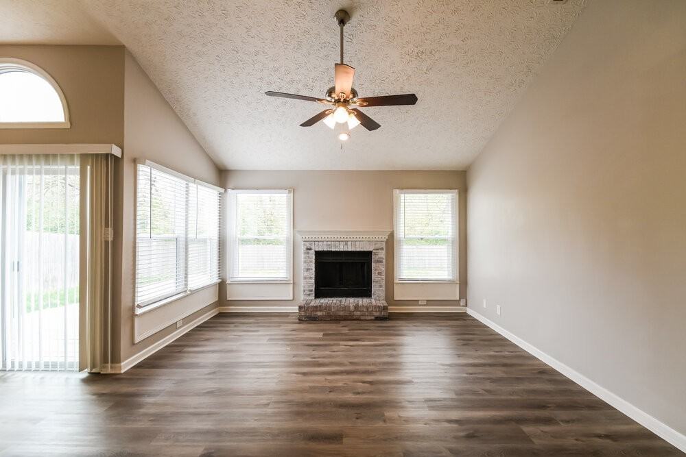 5453 Vicksburg Dr - Photo 4 of 16