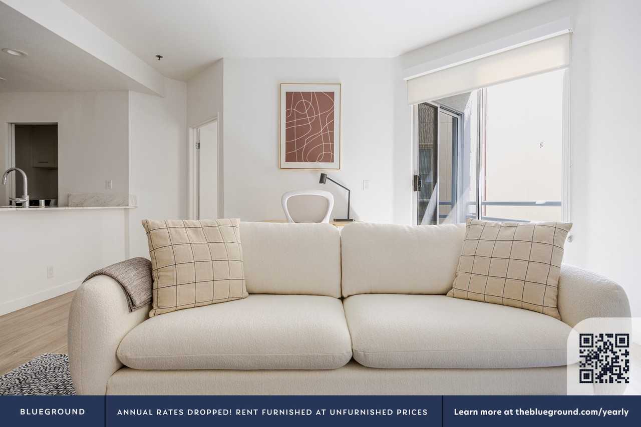 8600 Burton Way #1314 - Photo 3 of 28