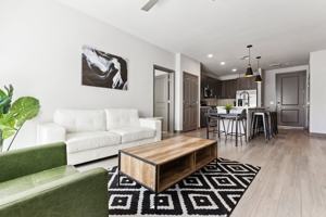 featured image of 400 N 2nd Ave