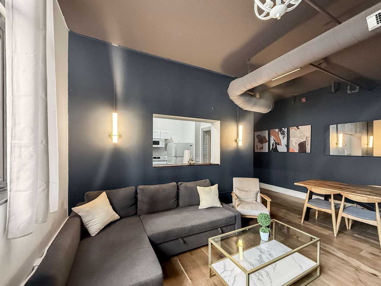 231 Arch St #1055788P - Photo 2 of 37