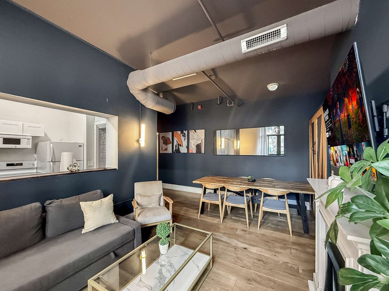 231 Arch St #1055788P - Photo 3 of 37