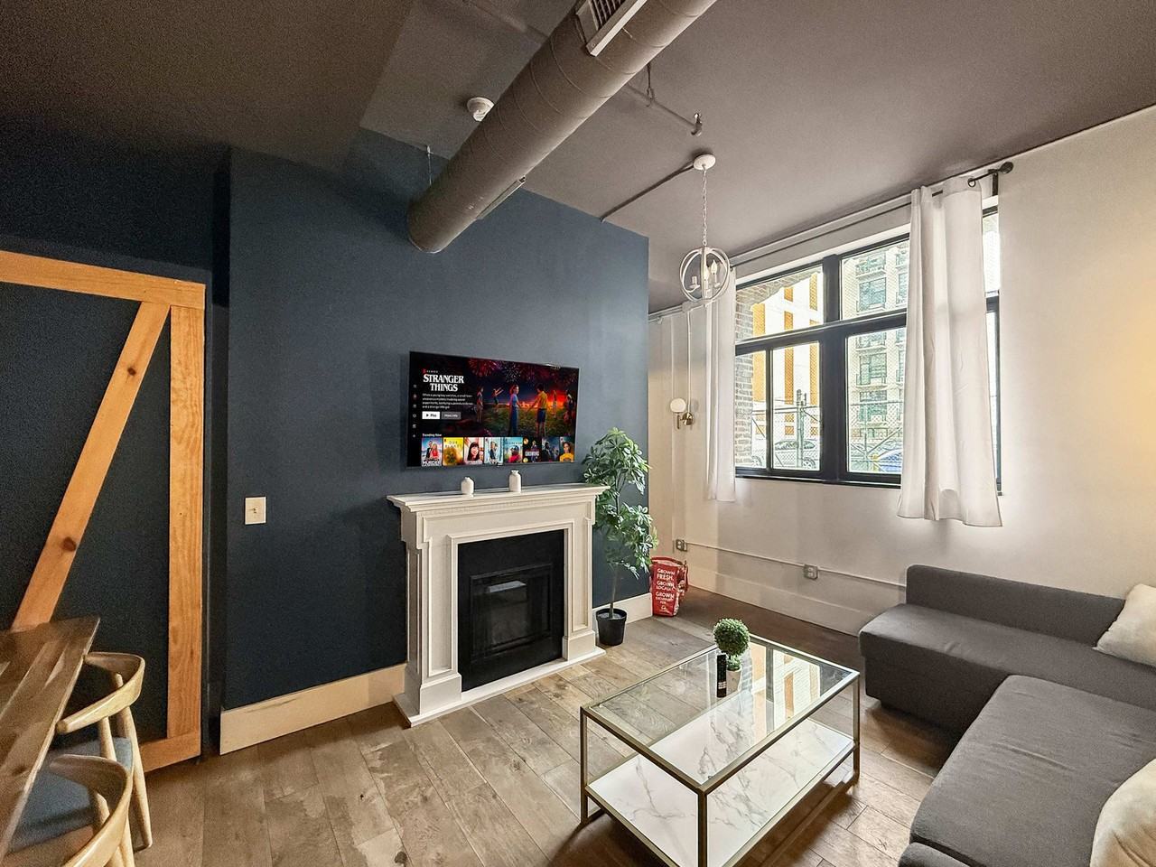 231 Arch St #1055788P - Photo 4 of 37