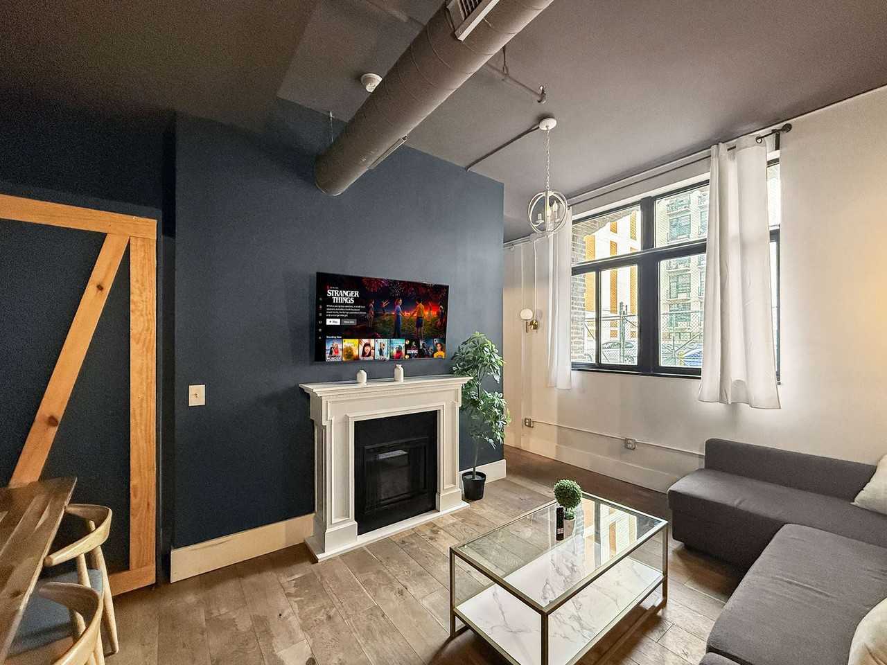 231 Arch St #1055788P - Photo 6 of 37