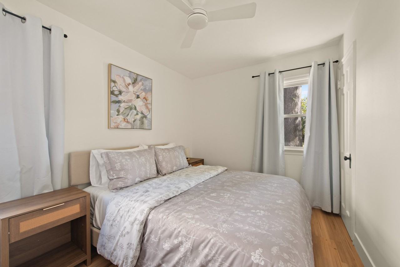 611 E 260th St #1061076P - Photo 3 of 47