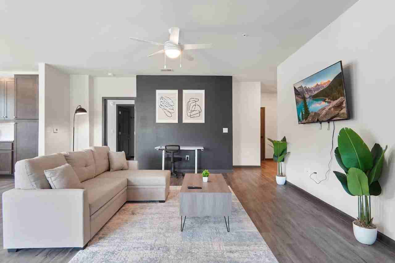 1540 Dunn Rd #1284660P - Photo 4 of 30