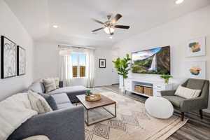 featured image of 1249 S Kingfisher Ln