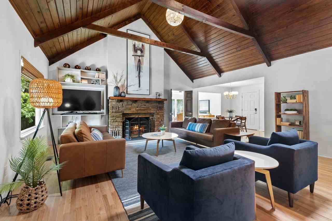 103 Sw E St #1221849P - Photo 5 of 45