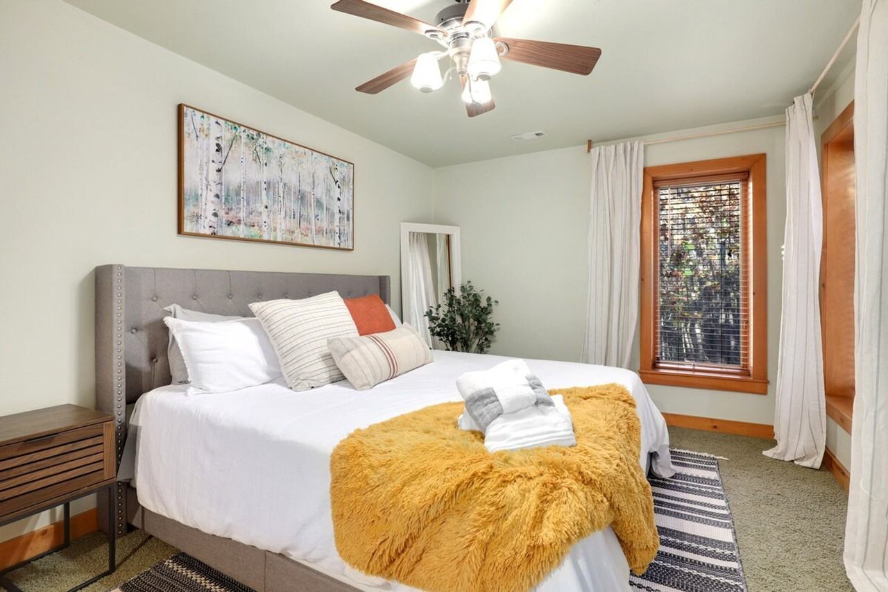 10019 Kindred Hollow Rd #1221865P - Photo 4 of 39