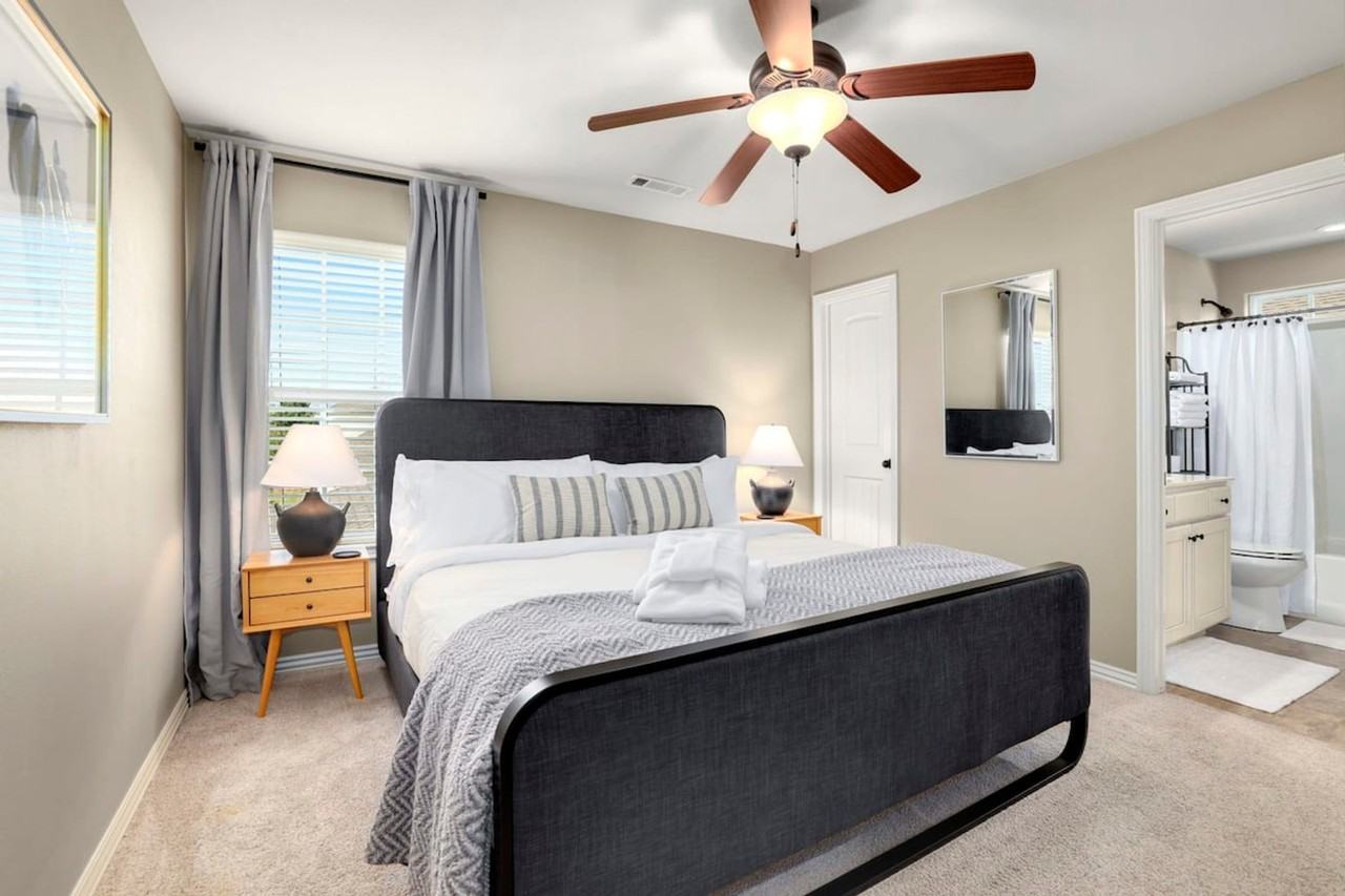 571 N Keats Dr #1221891P - Photo 4 of 34