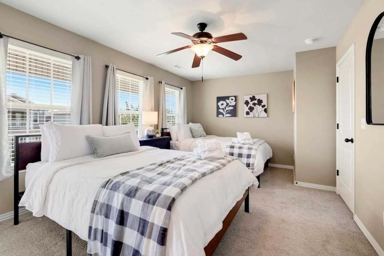 571 N Keats Dr #1221891P - Photo 6 of 34