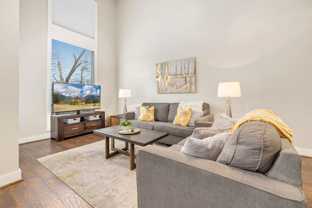 465 S Locust Ave - Photo 1 of 1