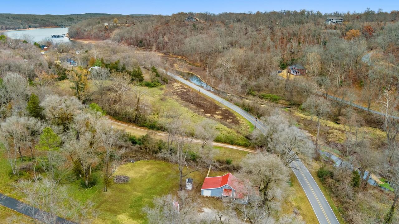 1701 Old Prairie Creek Rd #1221922P - Photo 4 of 24