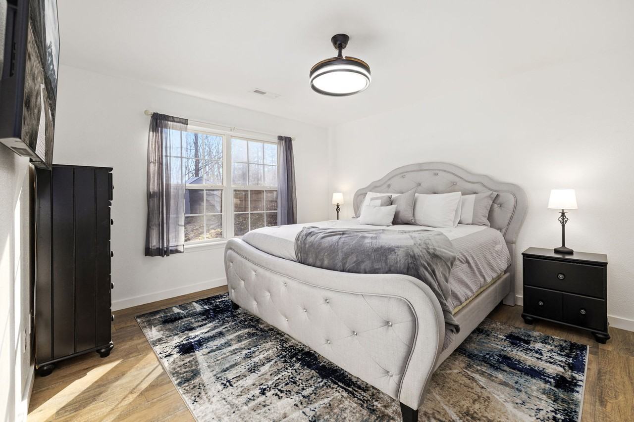 13 Orleton Ln #1221943P - Photo 4 of 25