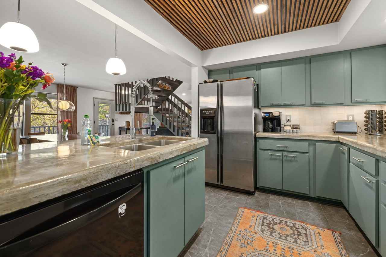 2119 W Loren Cir #1221945P - Photo 7 of 35