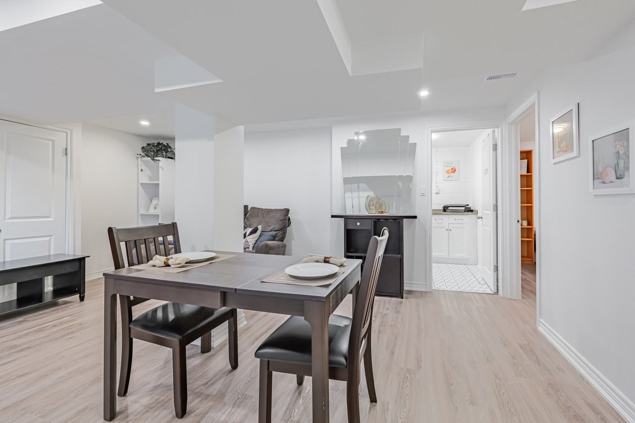 3 Sanctbury Place - Photo 2 of 23