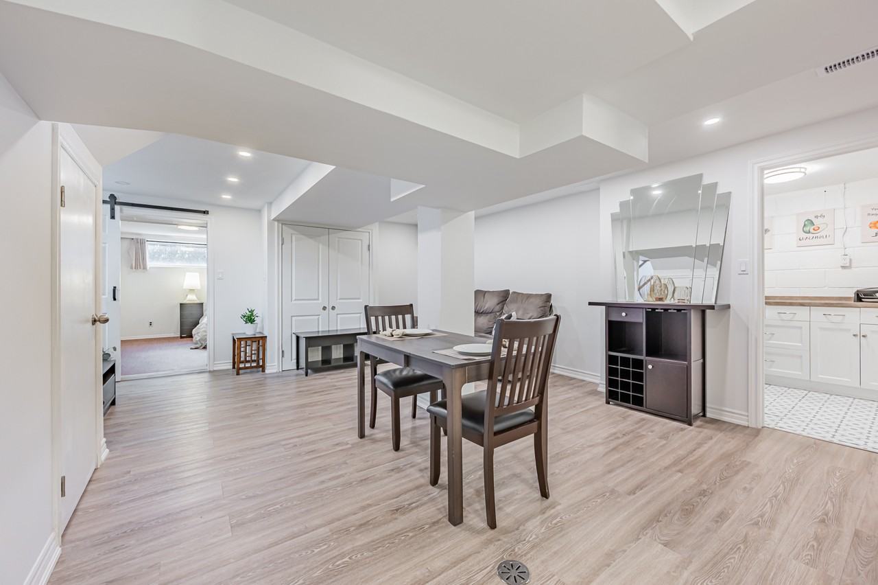 3 Sanctbury Place - Photo 3 of 23