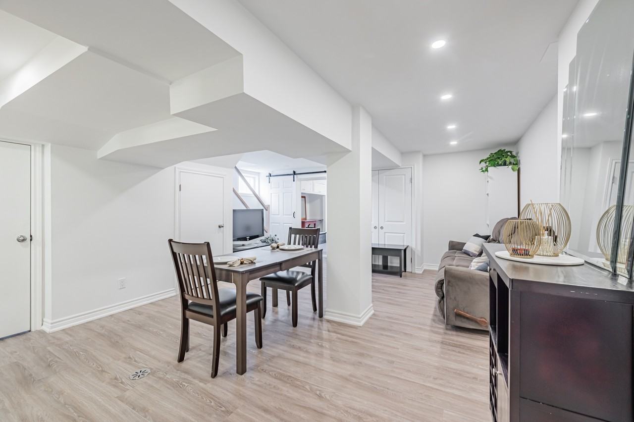 3 Sanctbury Place - Photo 5 of 23