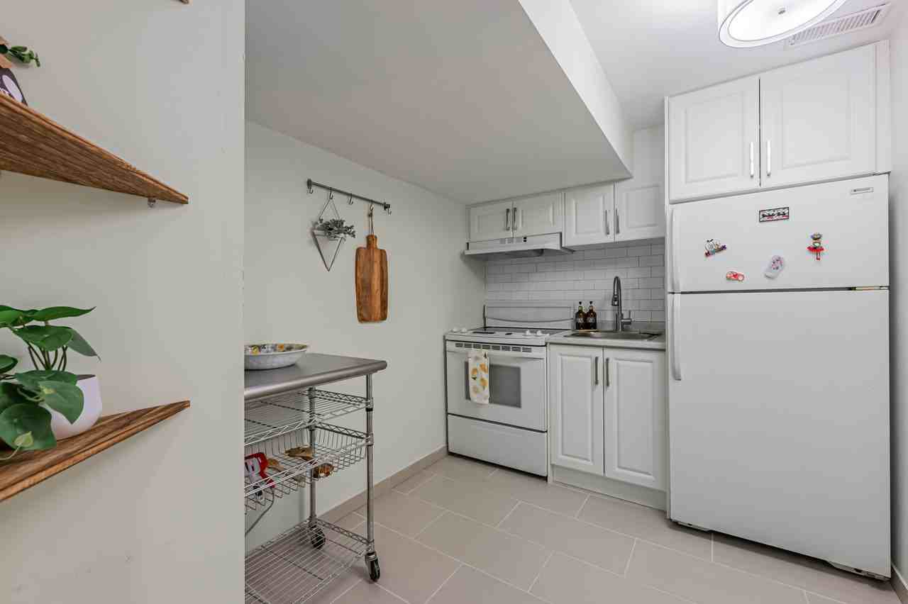 3 Sanctbury Place - Photo 7 of 23