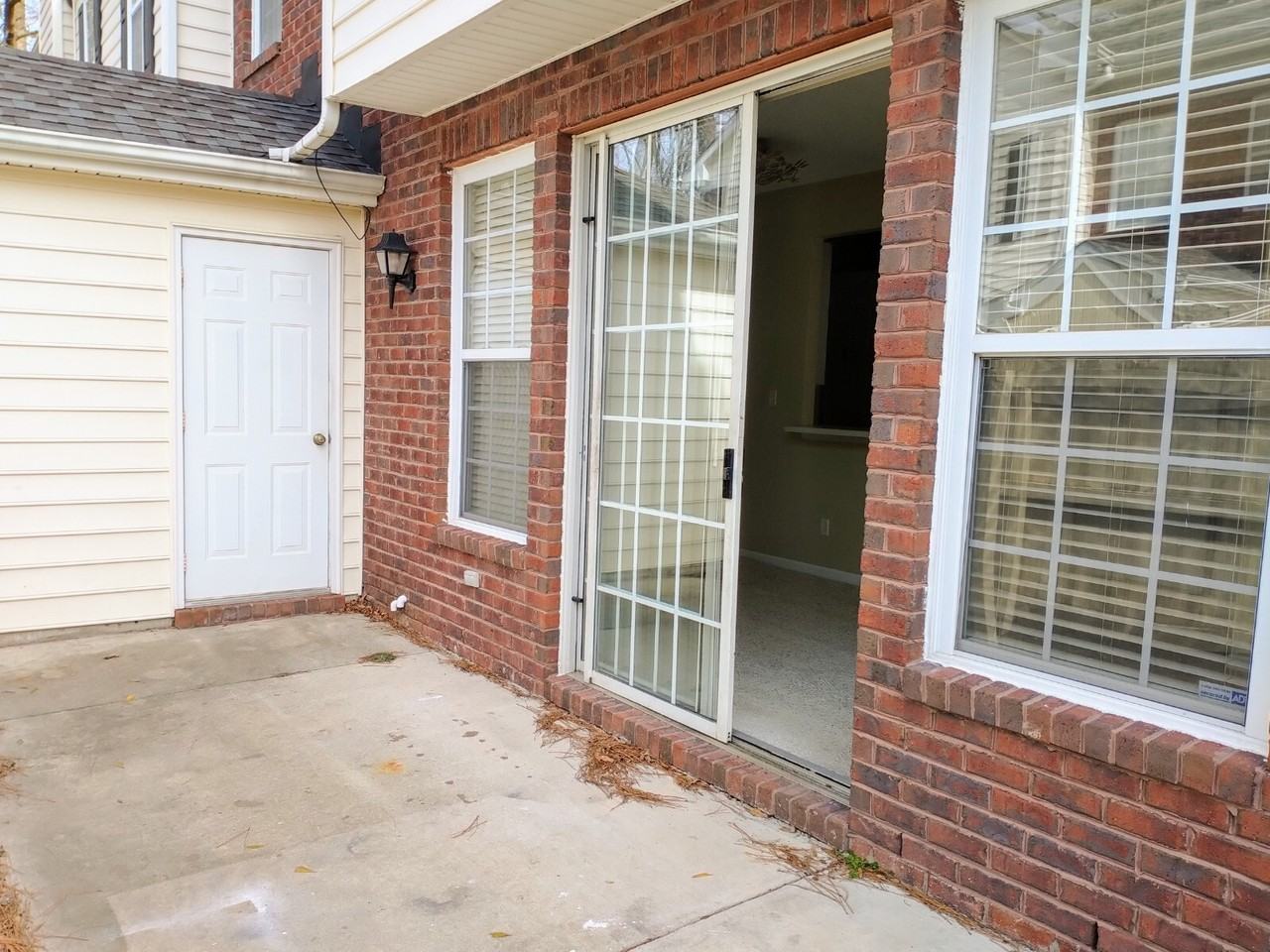 2113 Pateshall Ct #1 - Photo 3 of 15