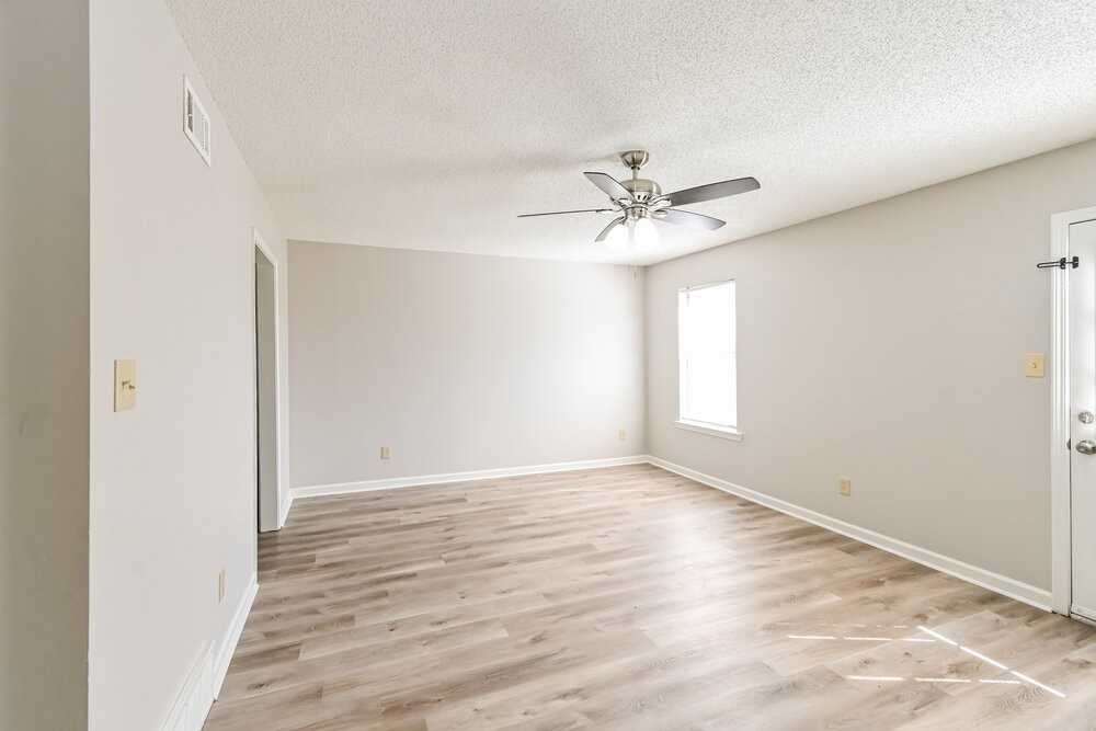 7764 Biloxi Cv - Photo 6 of 17