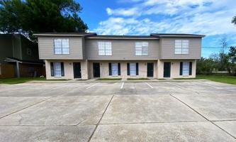 featured image of 645 Esplanade St