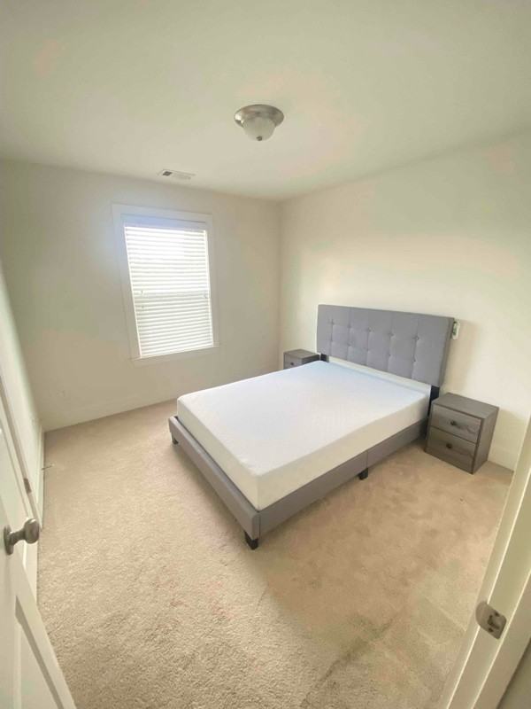 999 Arbor Crowne Dr - Photo 4 of 10