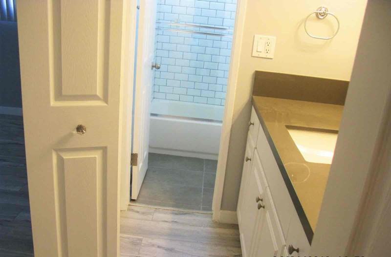 1810 North Cherokee Avenue #213 - Photo 5 of 15