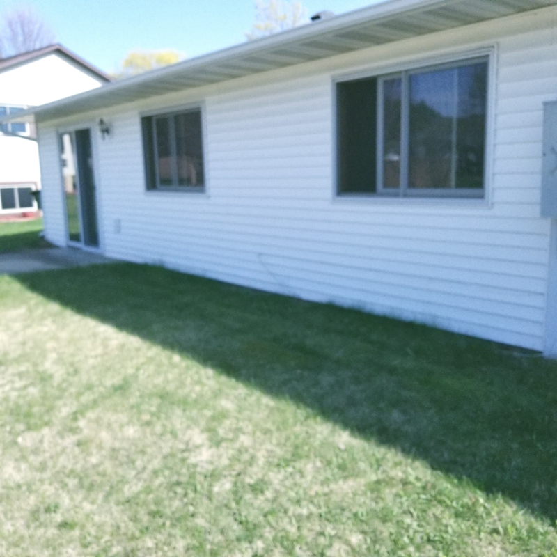 907 Justin Cir #907 - Photo 2 of 9