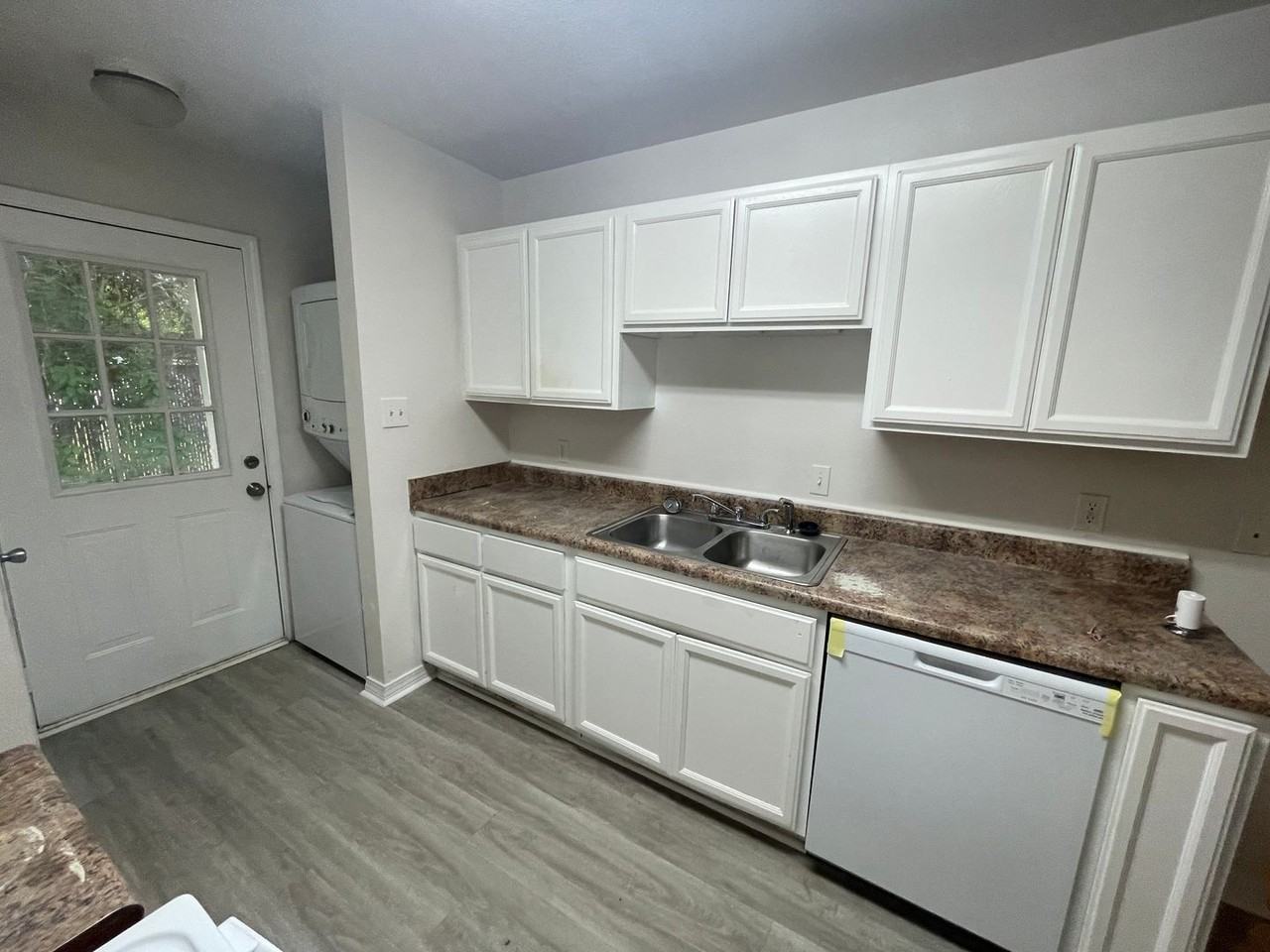 31 Grand Lido - Photo 6 of 14