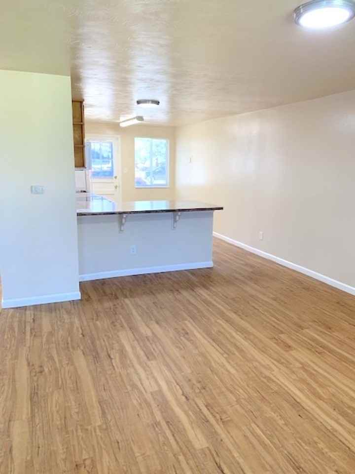 Lampliter Apartments - Photo 7 of 18