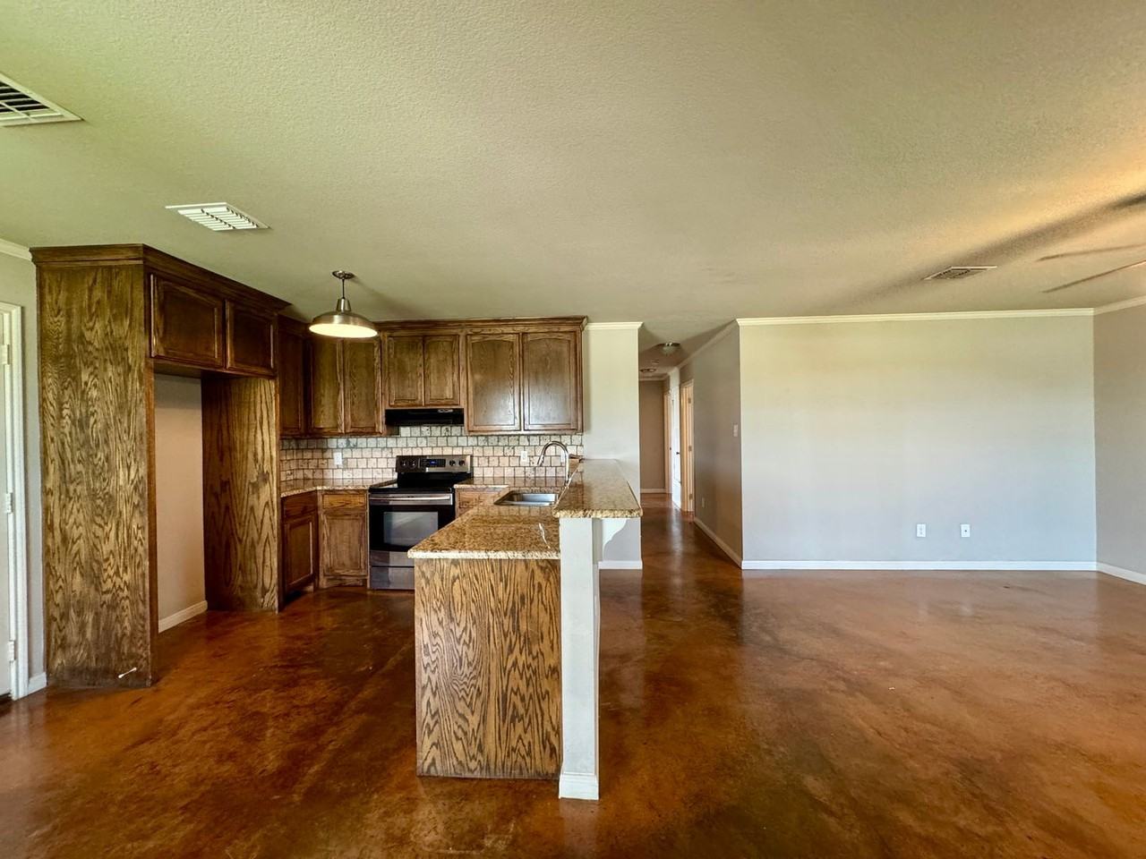 6921 N River Xing - Photo 3 of 10