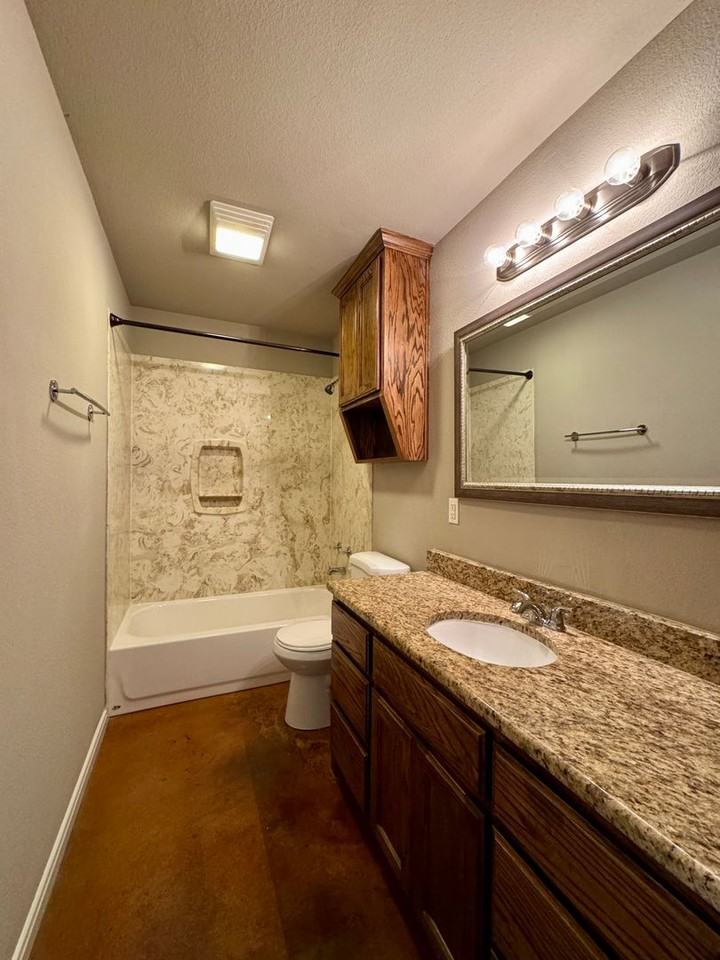 6921 N River Xing - Photo 4 of 10