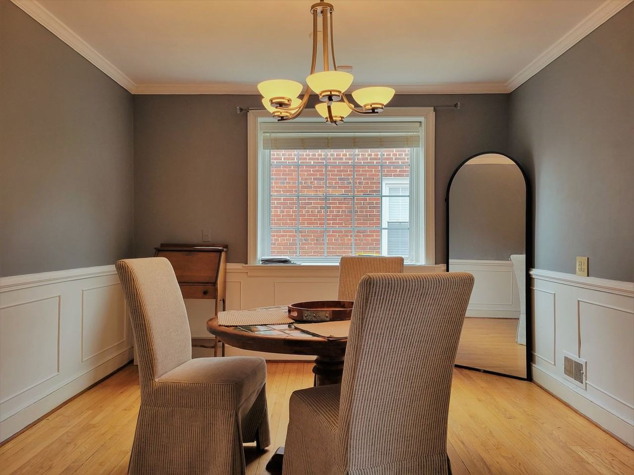 4612 Cutshaw Ave - Photo 3 of 22