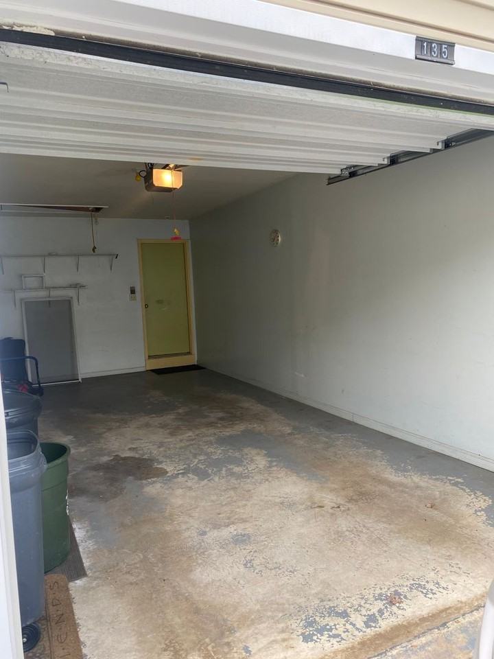 135 Primrose Ln - Photo 5 of 12