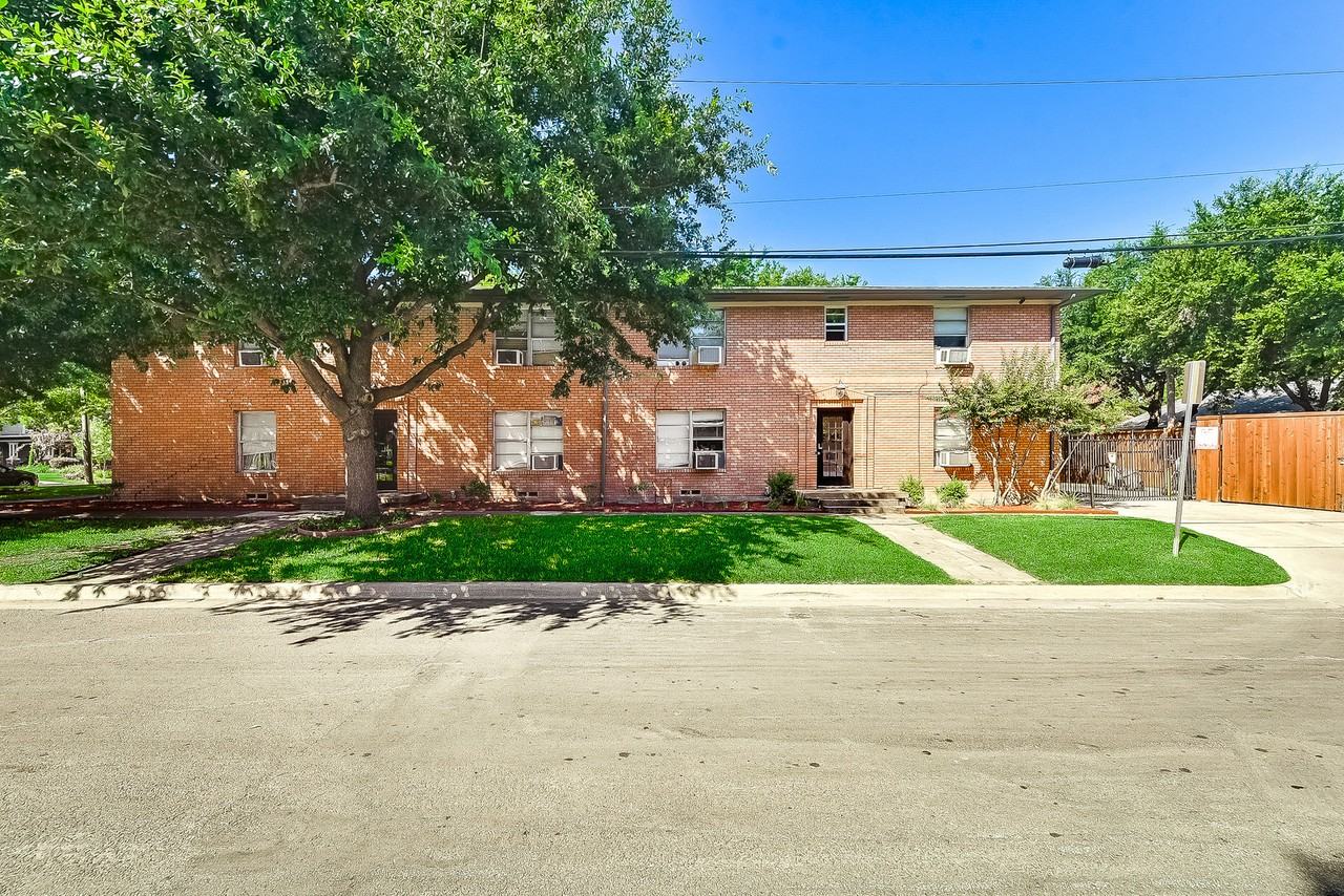 4602 Swiss - Photo 3 of 33