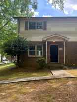 112 Colonial Cir - Photo 1 of 1