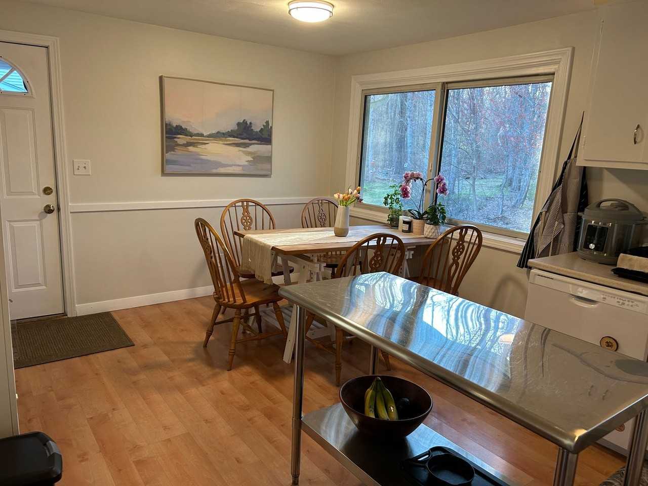 54 Harrington Rd - Photo 3 of 19