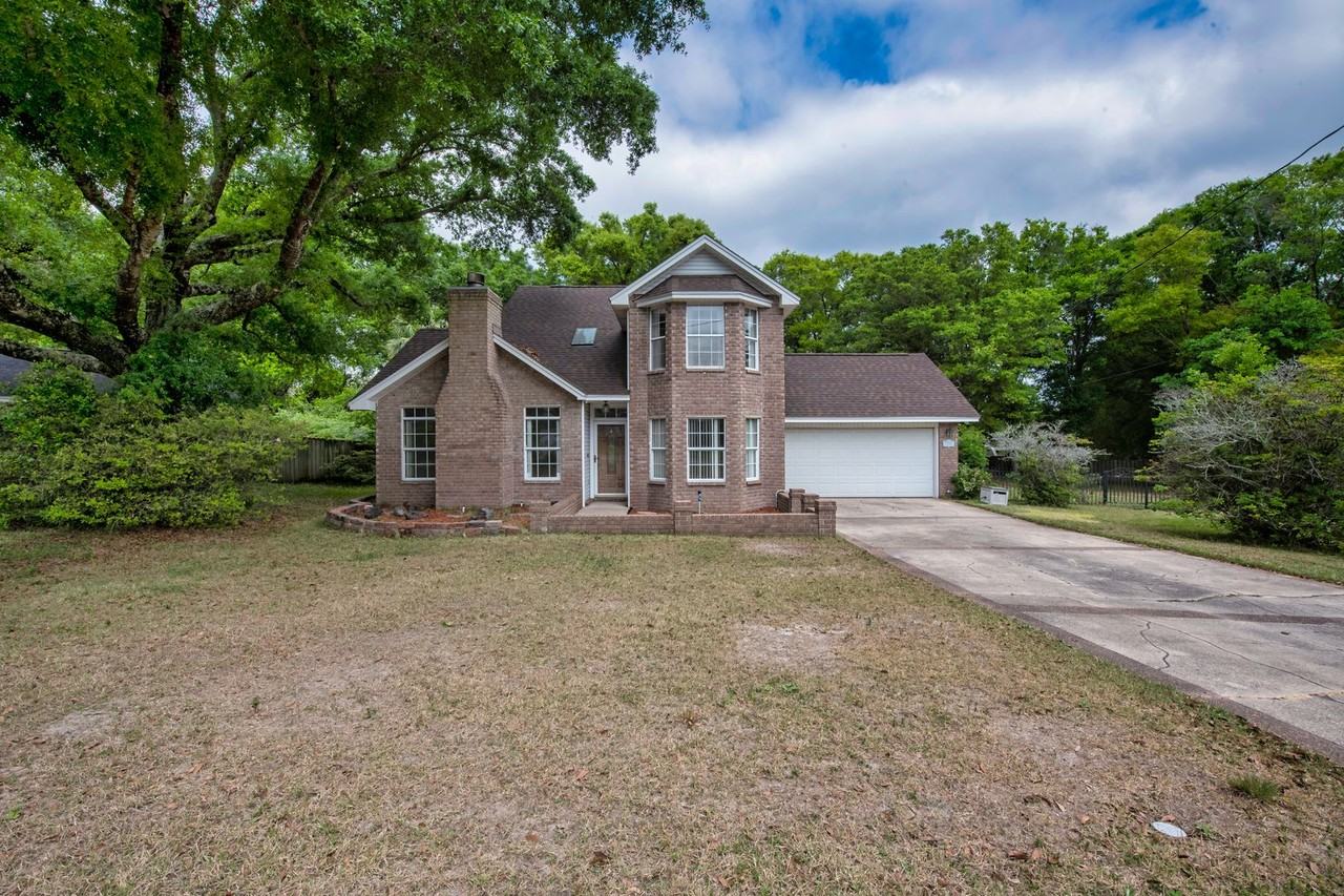 6740 Scotts Pl - Photo 3 of 41