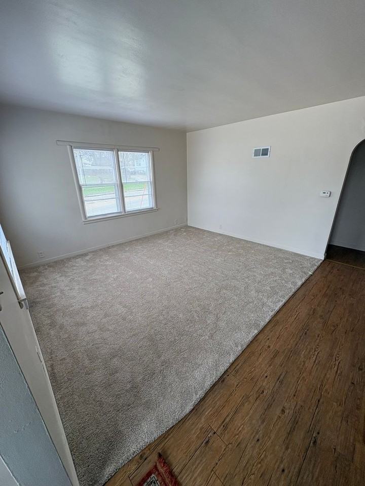 1026 South St - Photo 6 of 13